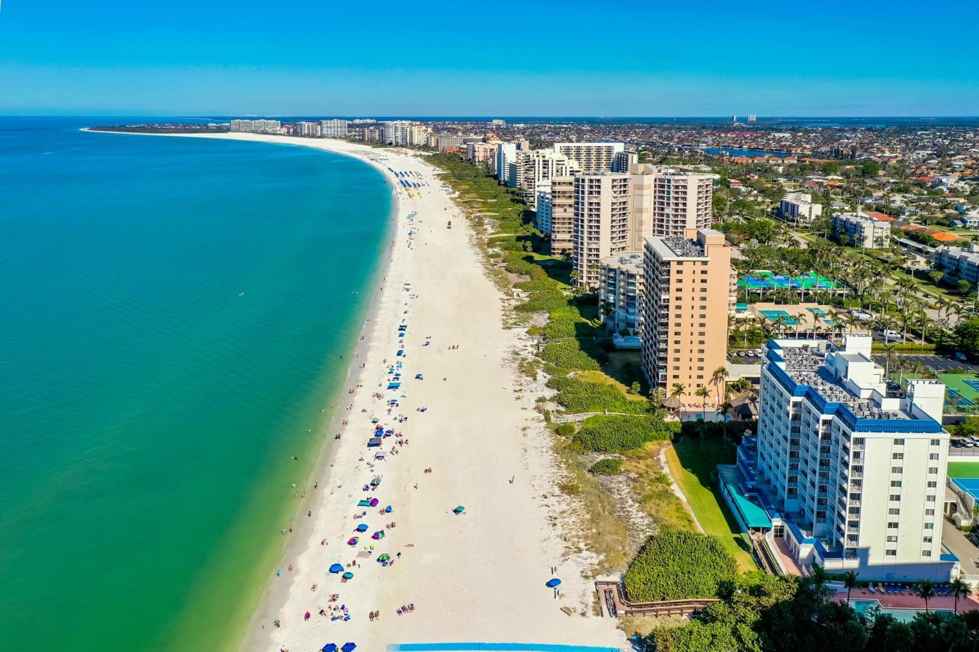 Beachfront At The Apollo Where The Famous Sunsets Never Get Old! Marco Island Kültér fotó