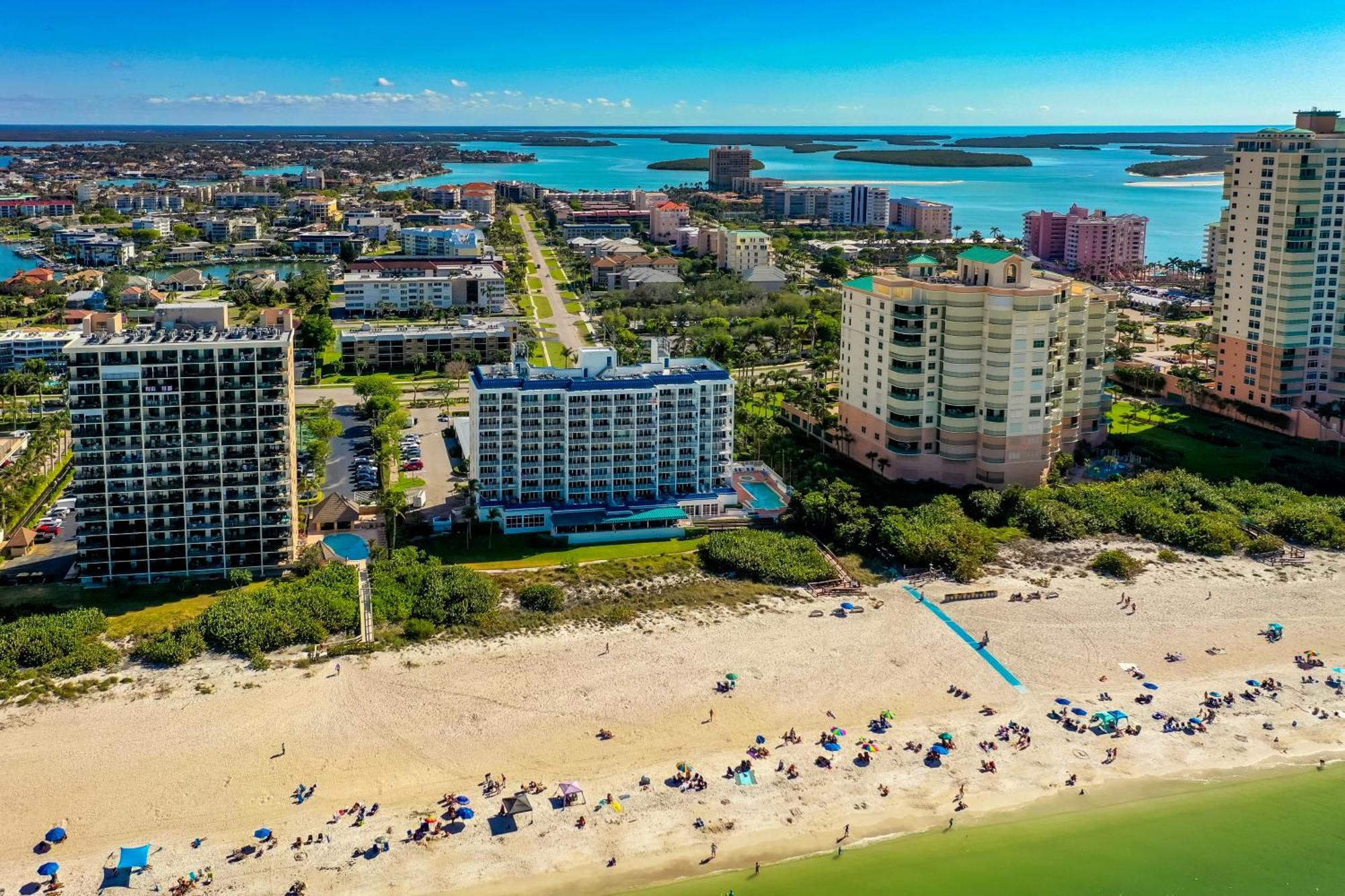 Beachfront At The Apollo Where The Famous Sunsets Never Get Old! Marco Island Kültér fotó