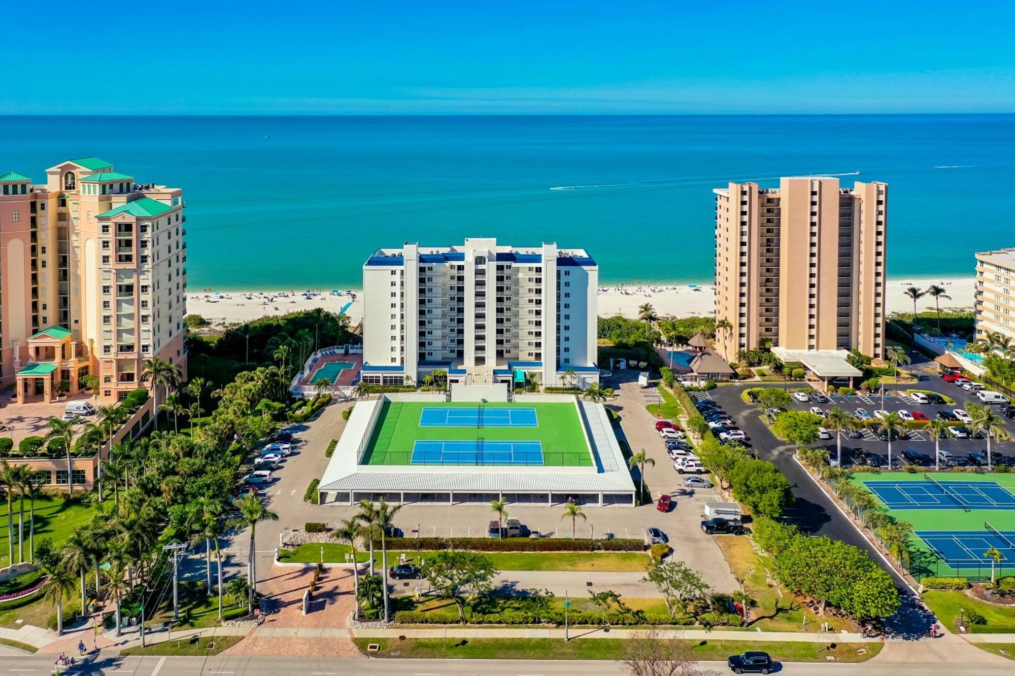 Beachfront At The Apollo Where The Famous Sunsets Never Get Old! Marco Island Kültér fotó